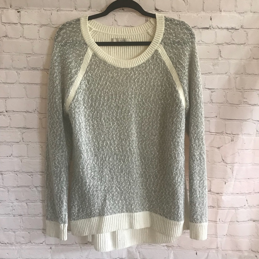 🌟🌟ANN TAYLOR LOFT SWEATER🌟🌟